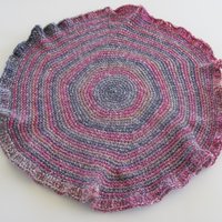 Crocheted Pet Sleeping Mat, Red Multi