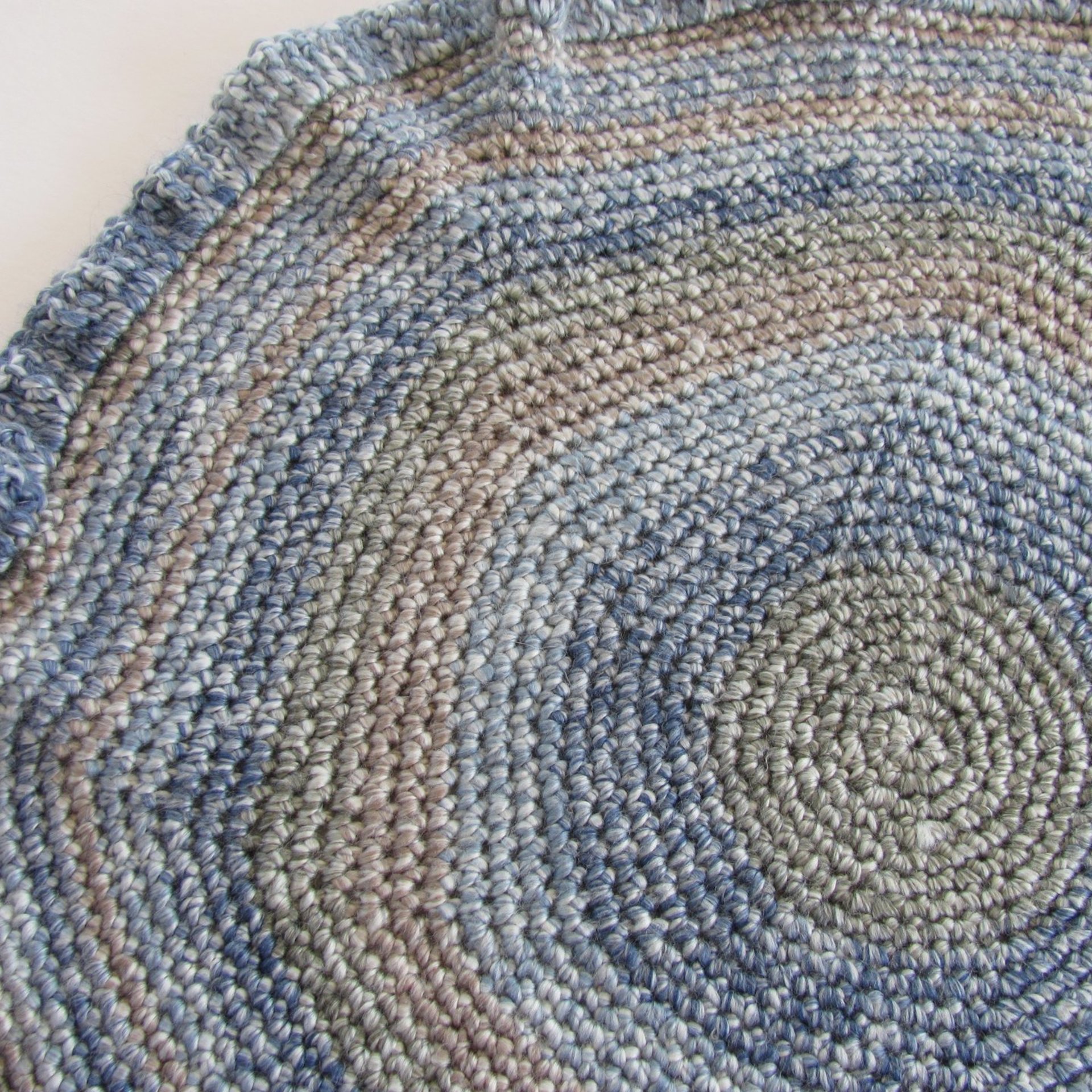 Crocheted Pet Sleeping Mat, Blue Multi