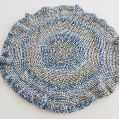 Crocheted Pet Sleeping Mat, Blue Multi