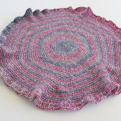 Crocheted Pet Sleeping Mat, Red Multi